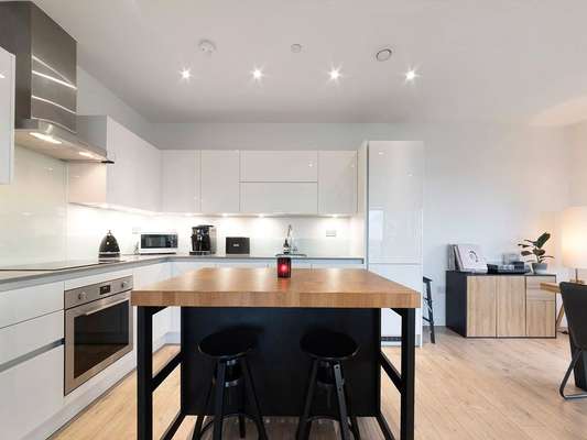 Flat Atlantis Avenue in Greater London