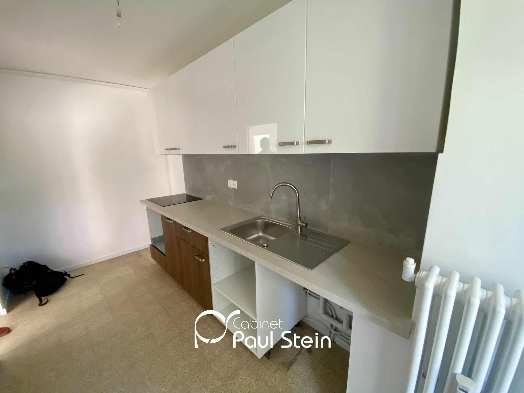Flat Sentier du Club Alpin in Marseille