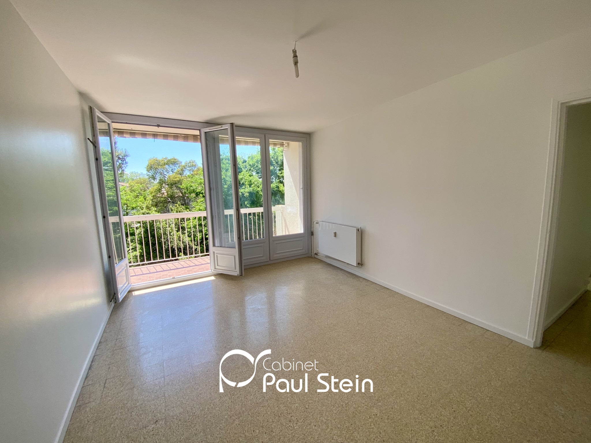 Flat Sentier du Club Alpin in Marseille