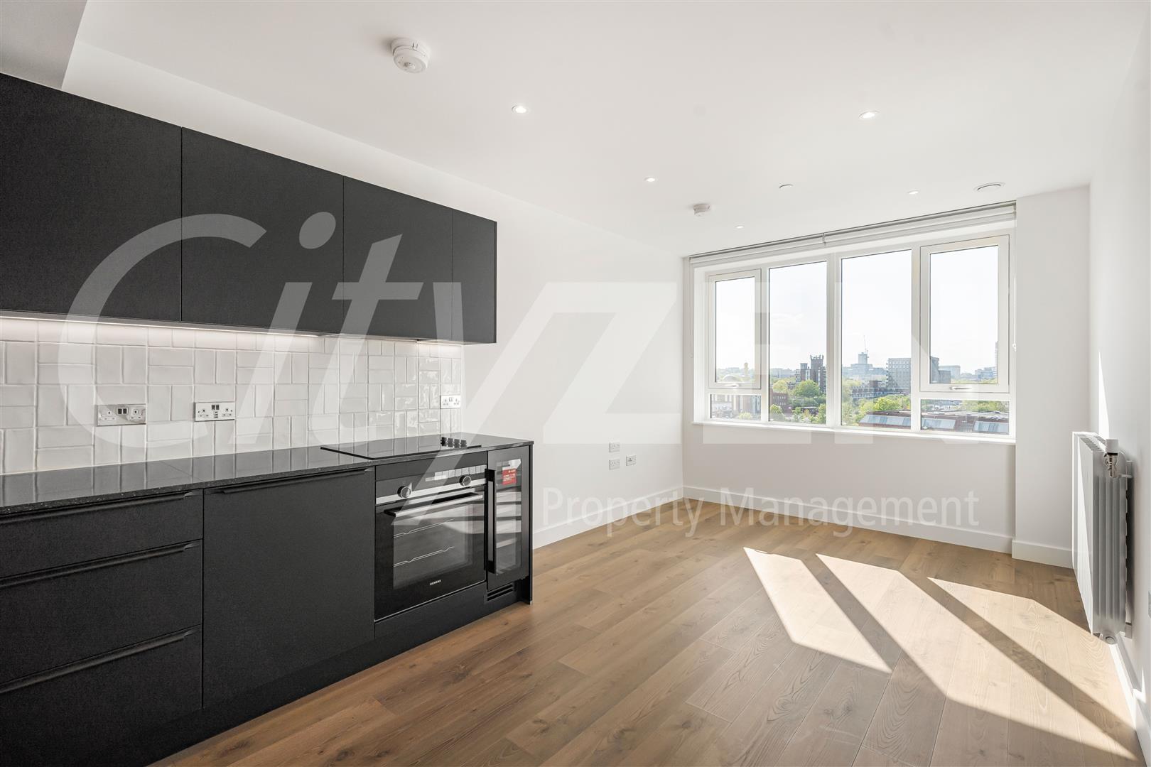 Flat Pettman Crescent in Greater London