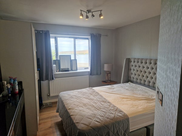 Flat Macarthur Close in London