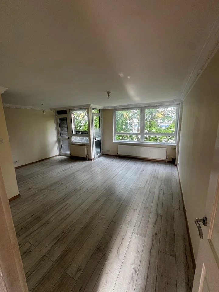Flat Hertford Road in Greater London
