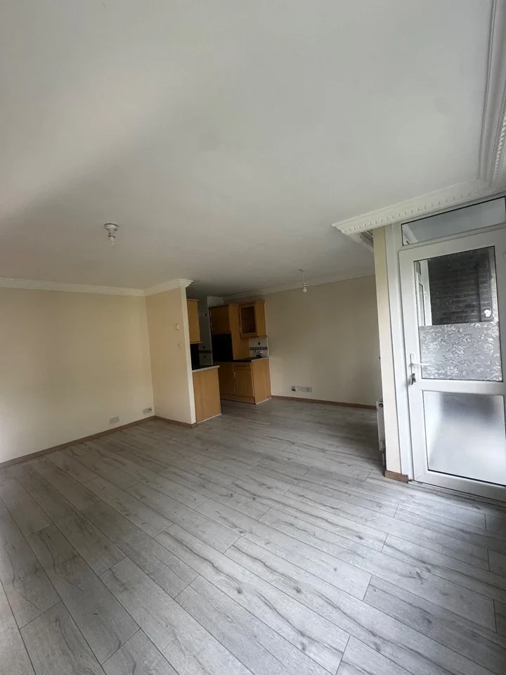 Flat Hertford Road in Greater London