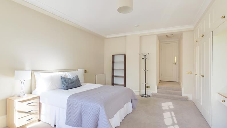 Flat Lodge Road in City of Westminster
