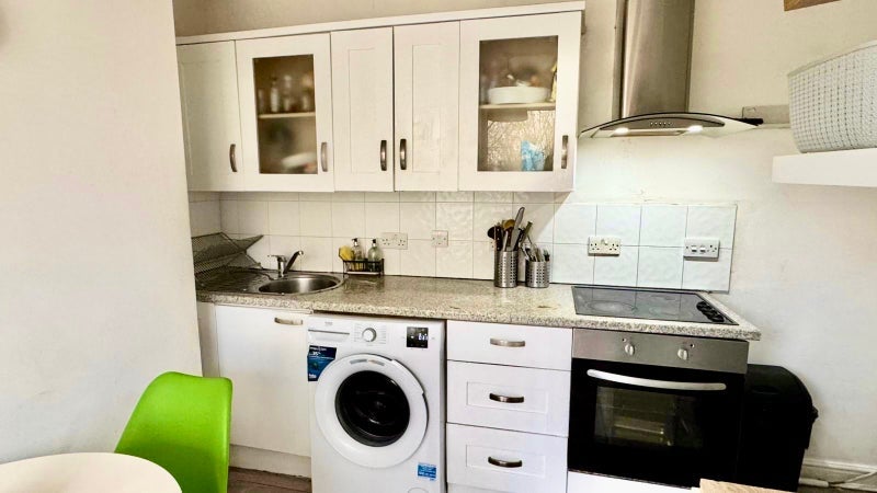 Room Sherfield Gardens in Greater London