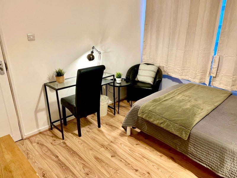 Room Sherfield Gardens in Greater London