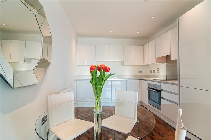 Flat Norman Road in Greater London