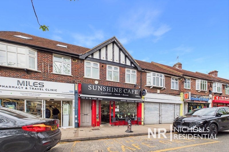 Flat Chessington Road in Epsom and Ewell