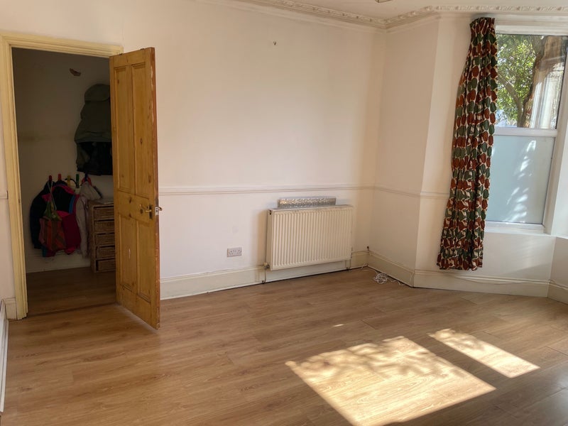 Room Berkeley Road in Bristol