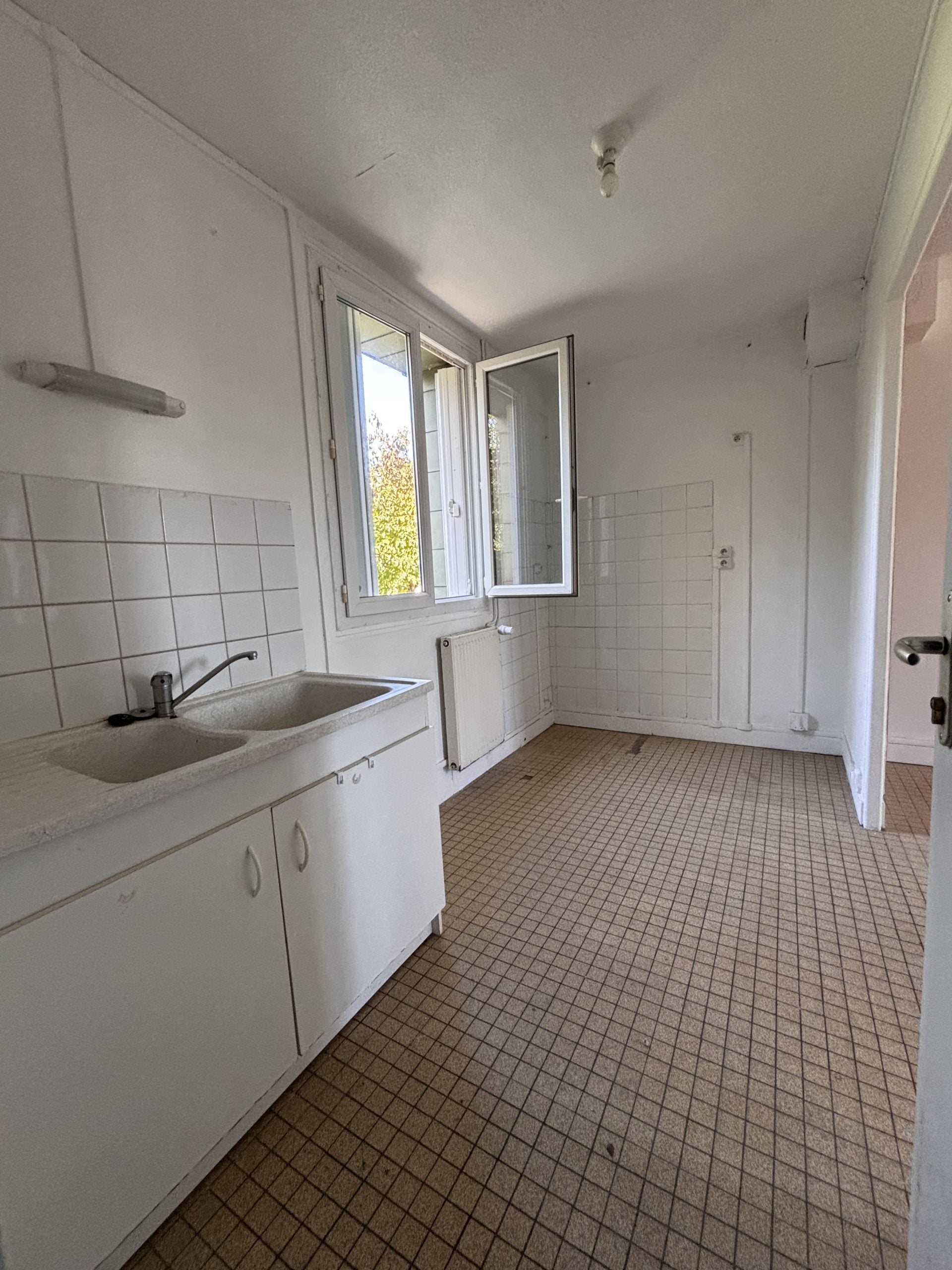 House Rue Eudes de Sully in La Chapelle-d'Angillon