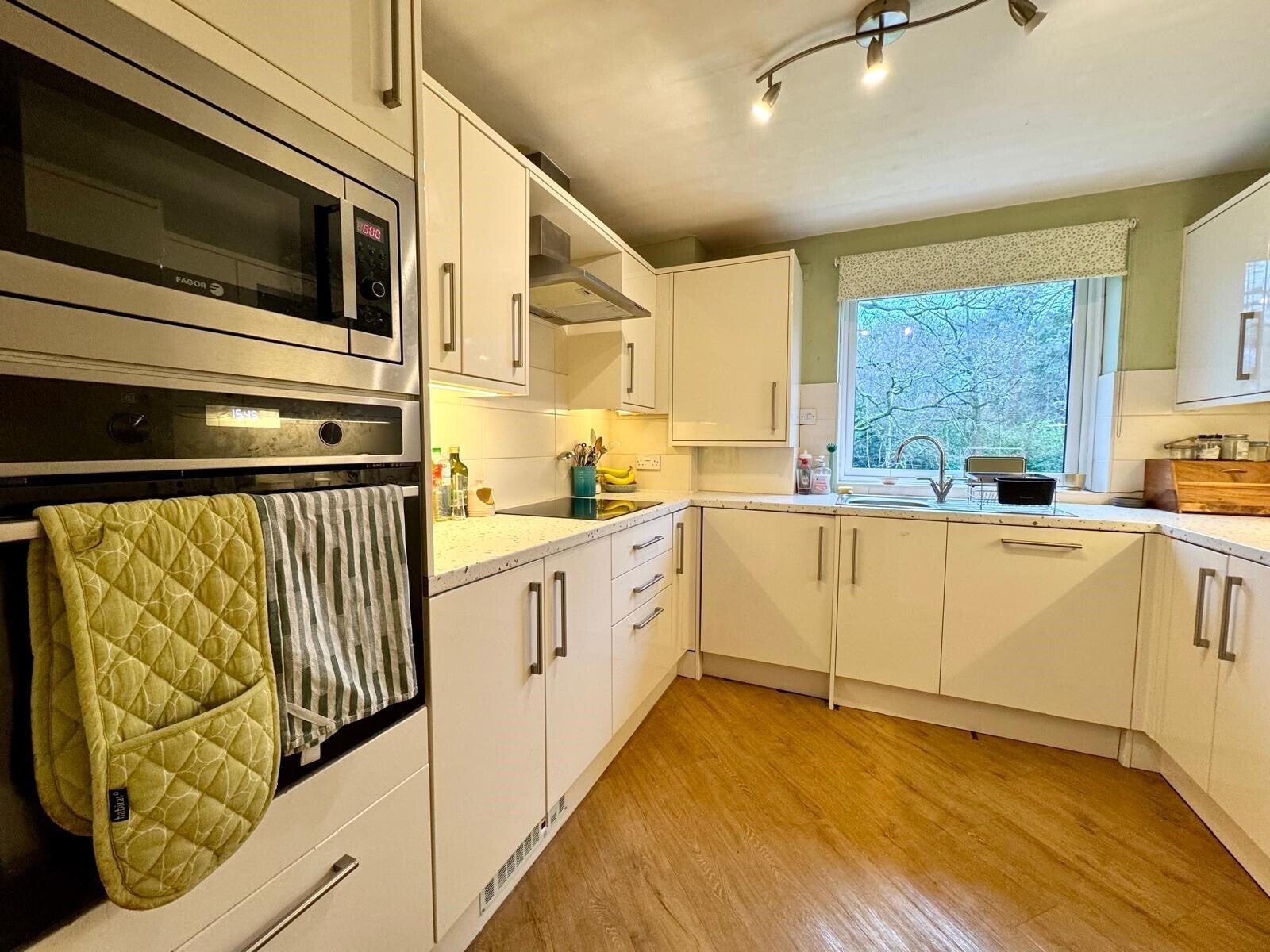 Flat Vermont Close in Southampton