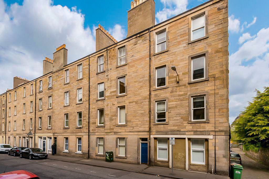 Flat Brunswick Road in City of Edinburgh