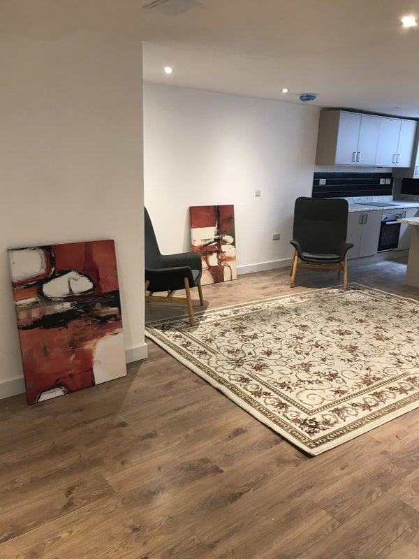 Room Lydgate Lane in Sheffield