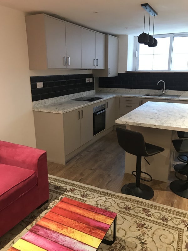 Room Lydgate Lane in Sheffield