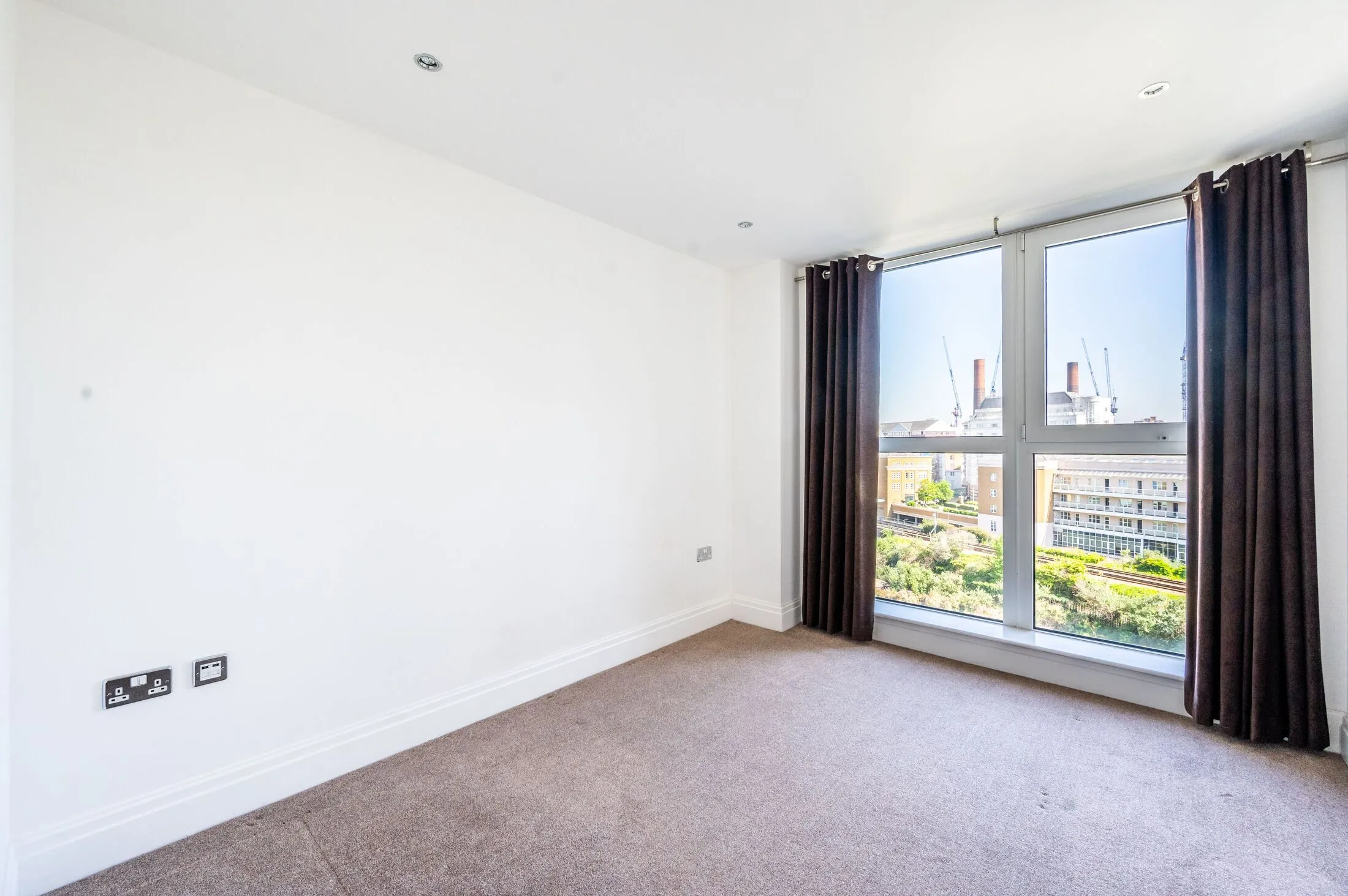 Flat The Boulevard in Greater London