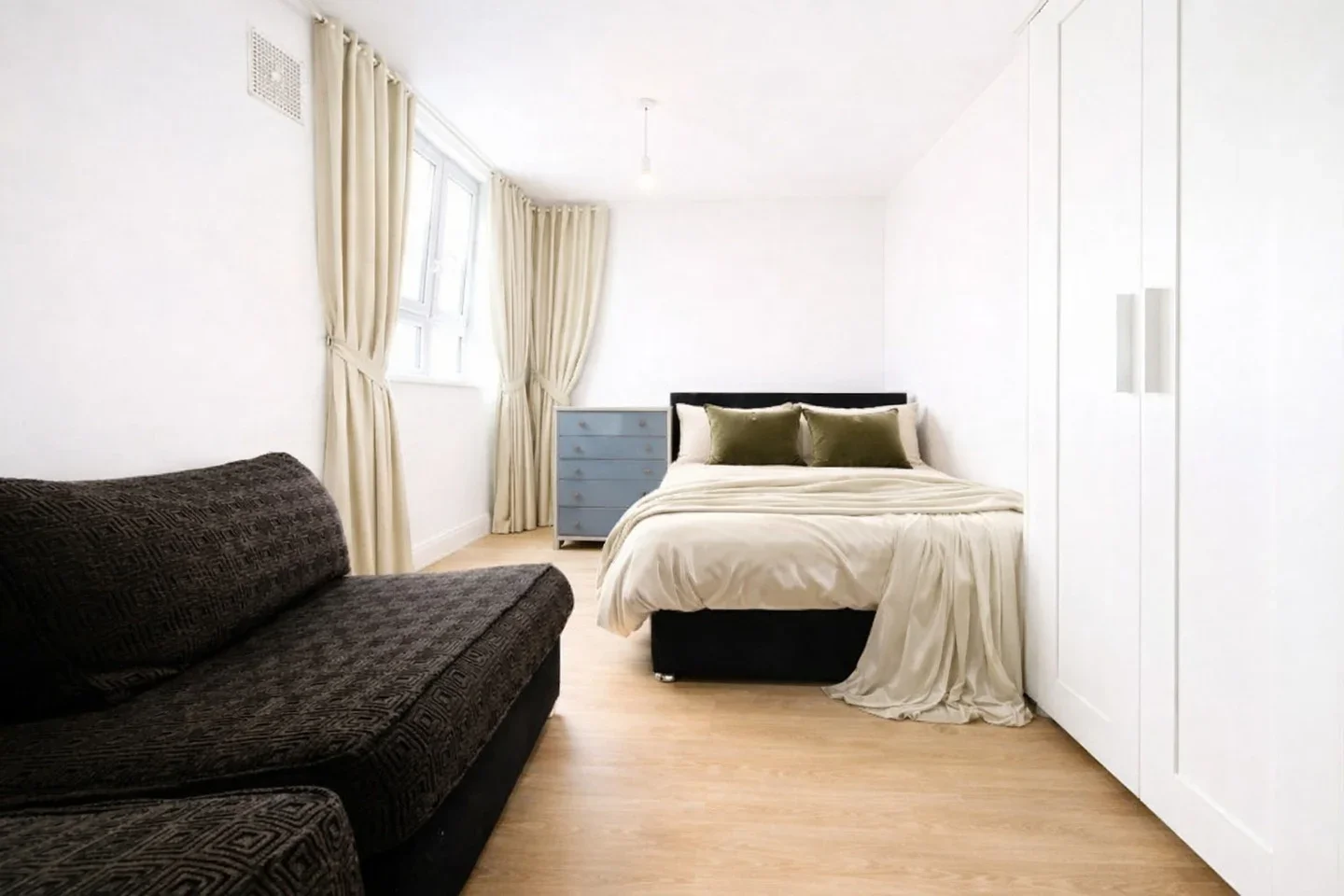 Flat Northumberland Park in Greater London