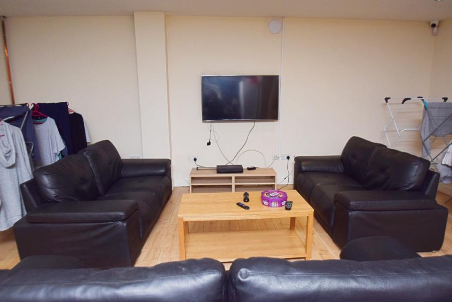 House Cauldon Road in Stoke-on-Trent