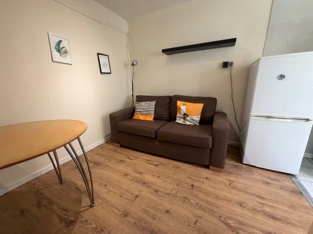 Flat Portsdown Mews in Greater London