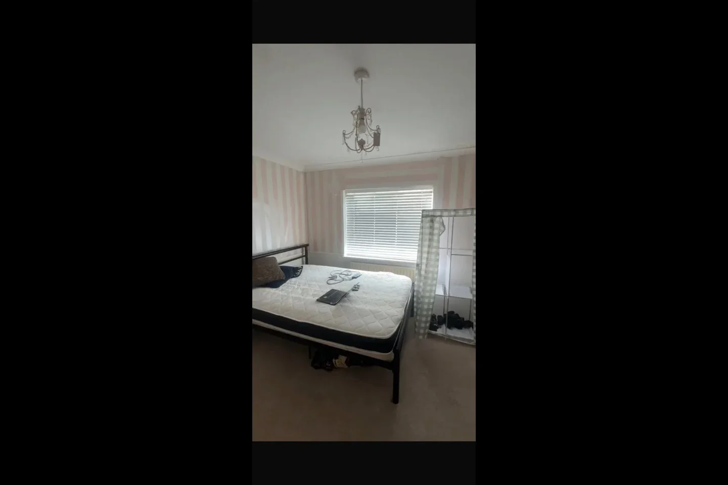 Room Saint Andrews Close in Greater London