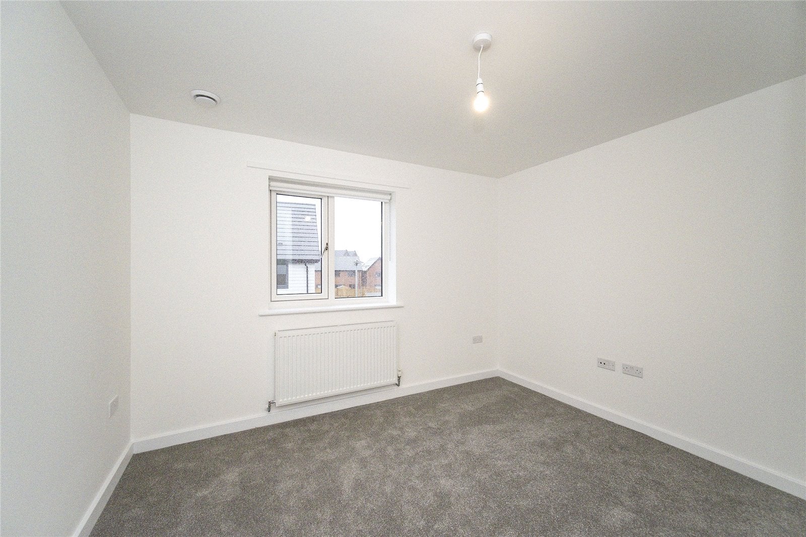 Flat Goodwood Crescent in Buckler's Park