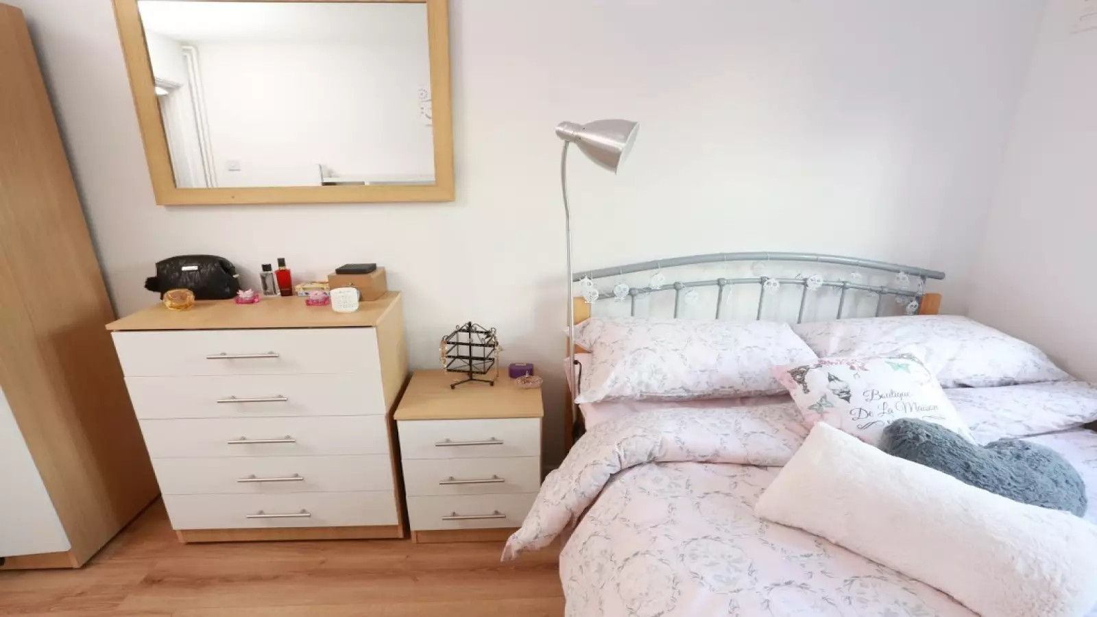 Flat Barnby Square in Greater London