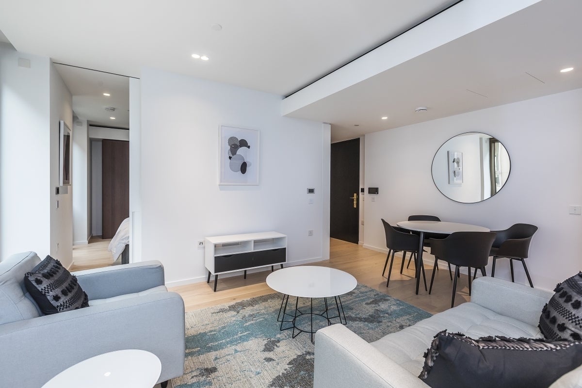Flat Little Britain in City of London