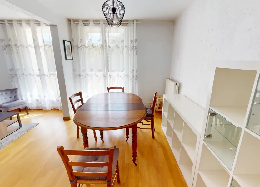 Flat Chemin du Bac in Vaulx-en-Velin