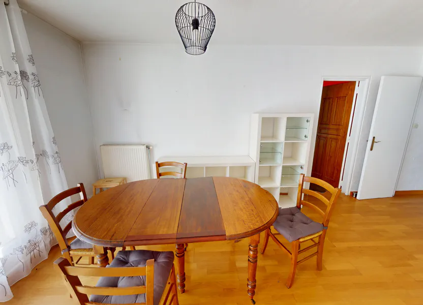 Flat Chemin du Bac in Vaulx-en-Velin