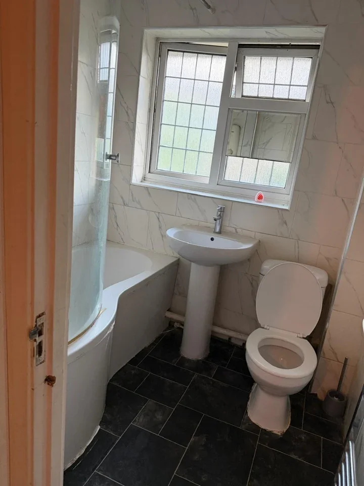 House Myrtle Close in Greater London