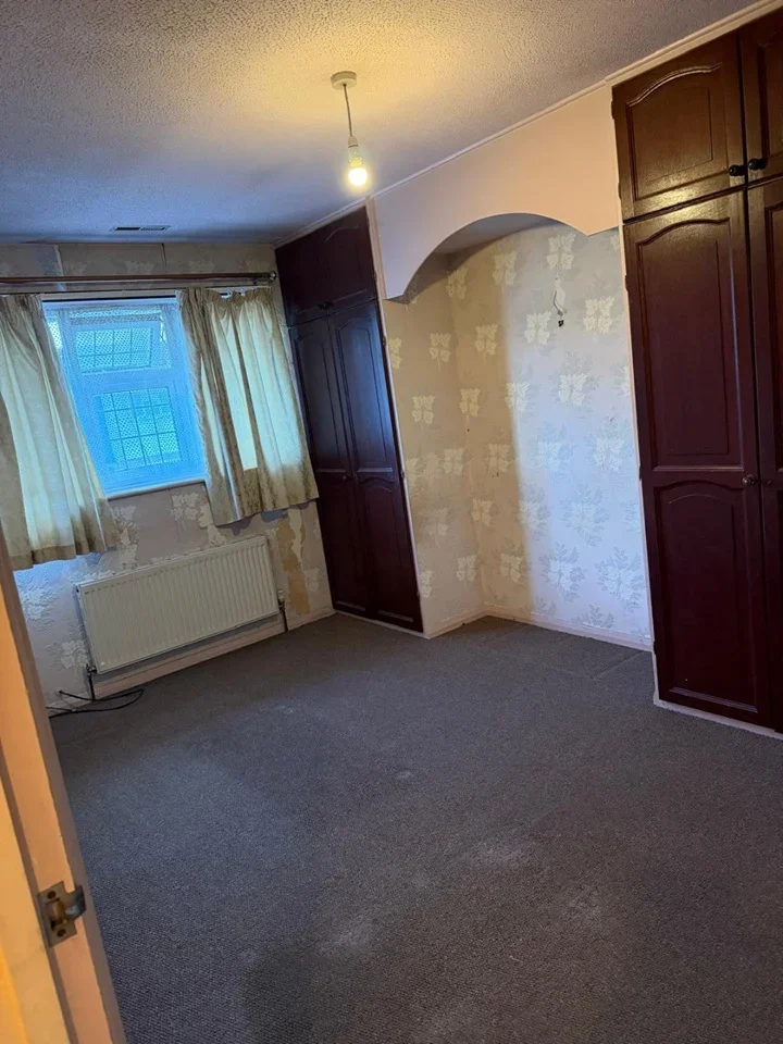House Myrtle Close in Greater London