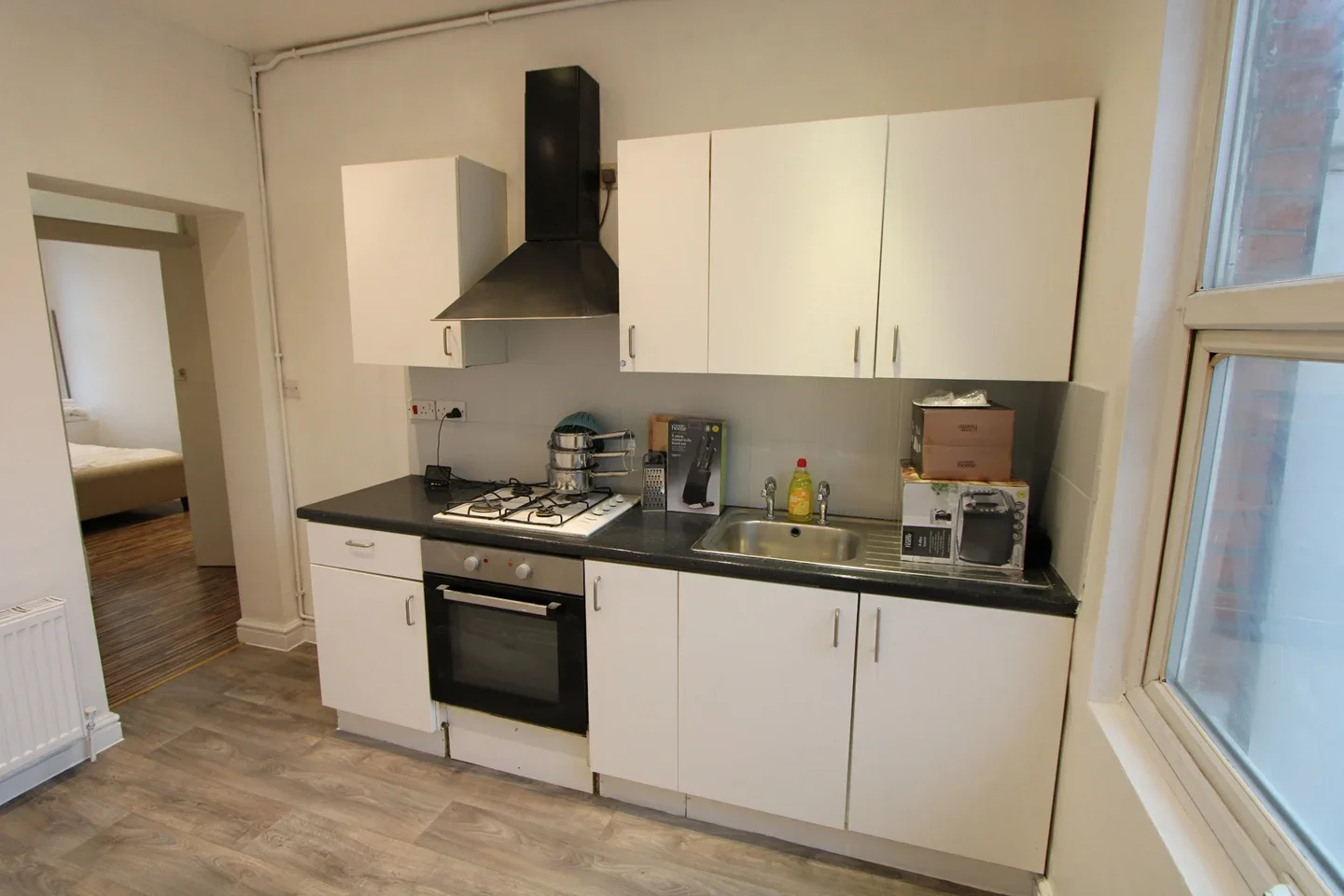 Flat Greyhound Lane in Greater London
