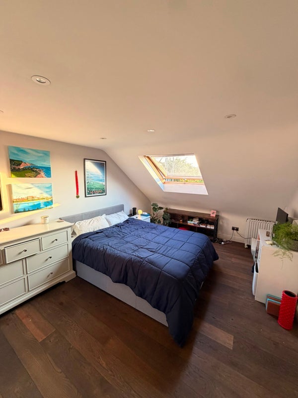 Room Marmion Road in Greater London