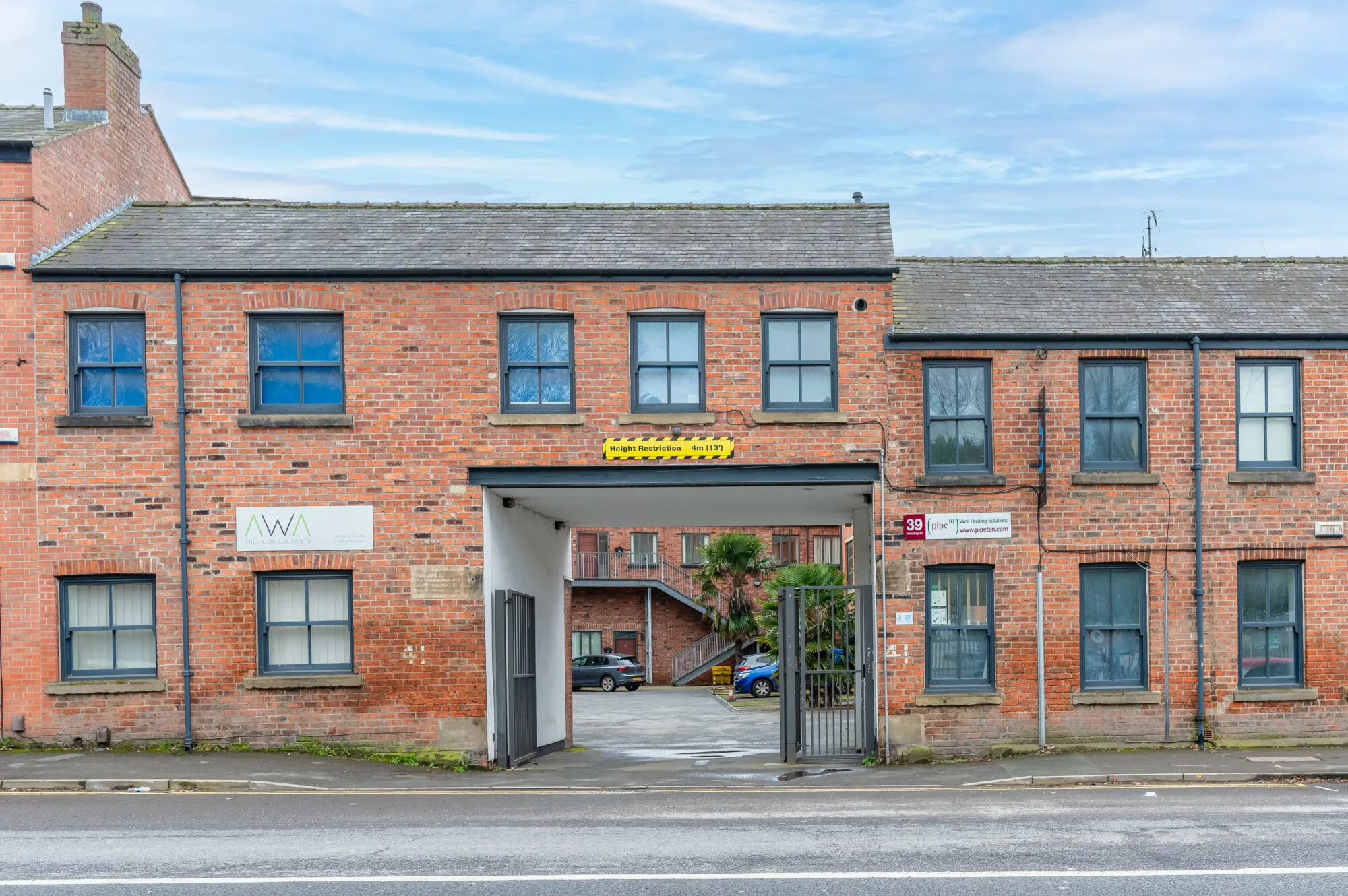 Flat Mowbray Street in Sheffield