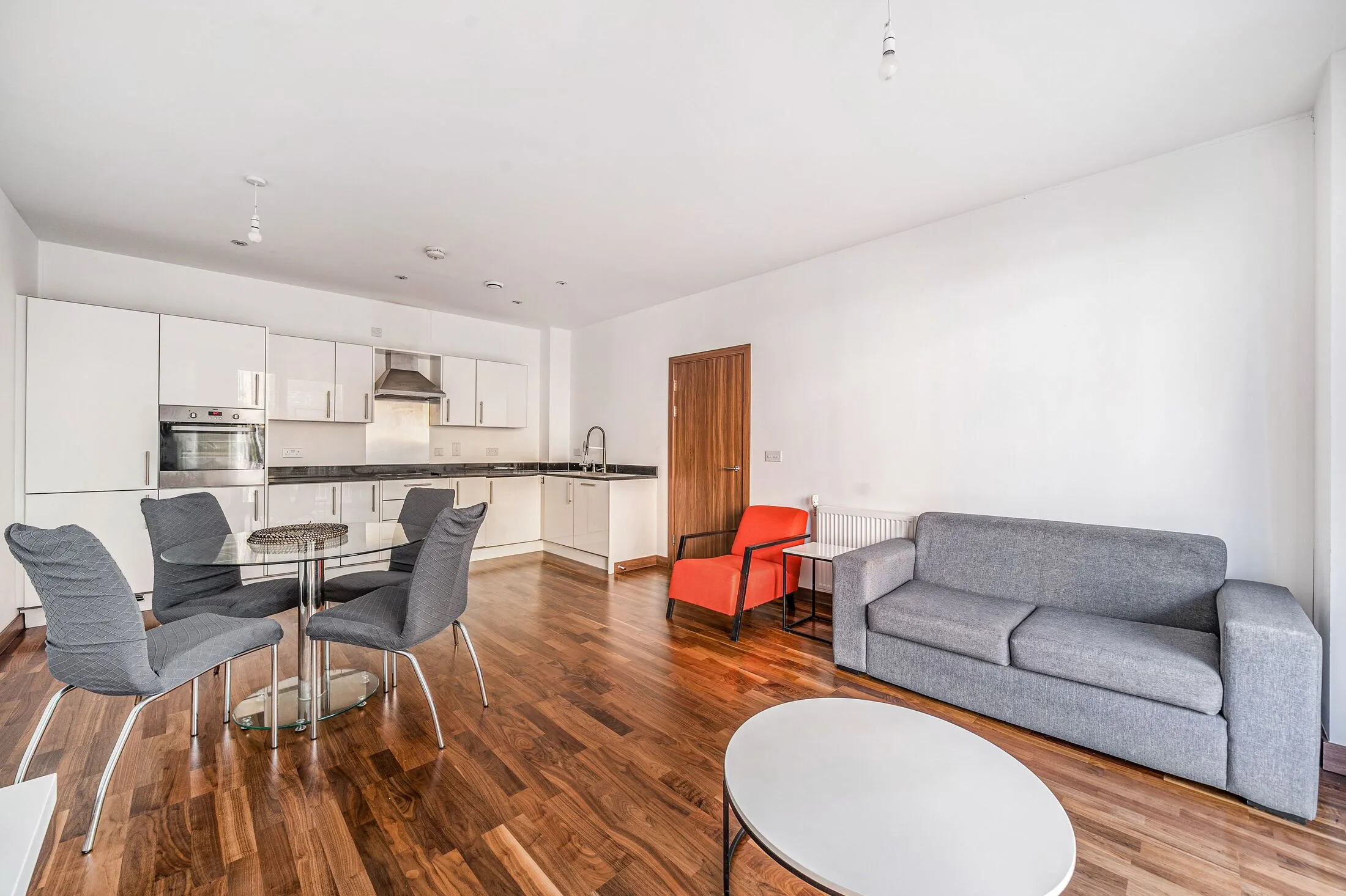 Flat Cyrus Field Street in Greater London