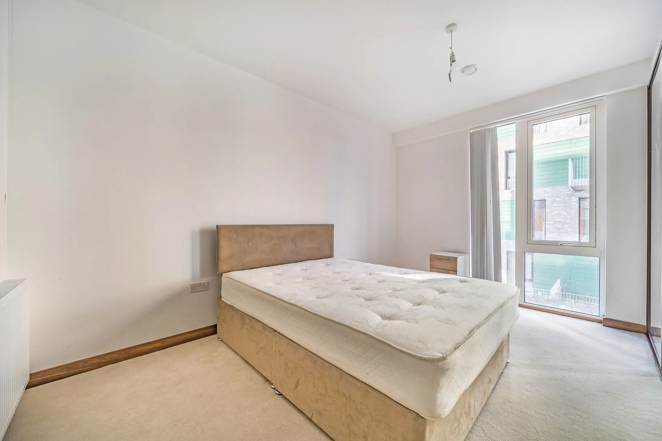 Flat Cyrus Field Street in Greater London