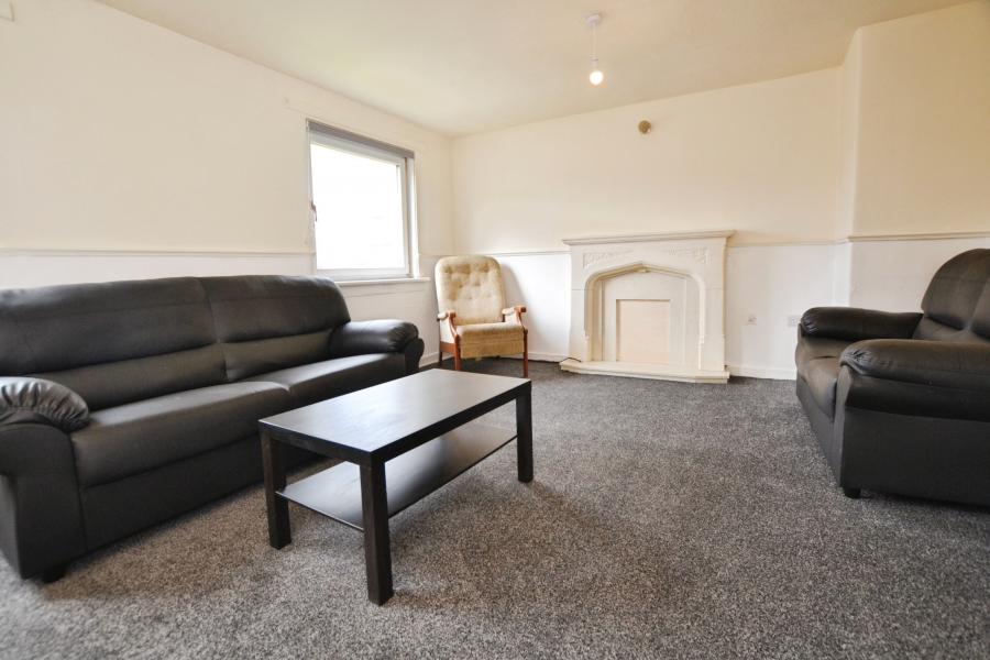 Flat Pennywell Medway in City of Edinburgh