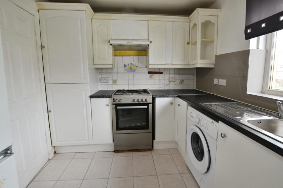 Flat Pennywell Medway in City of Edinburgh