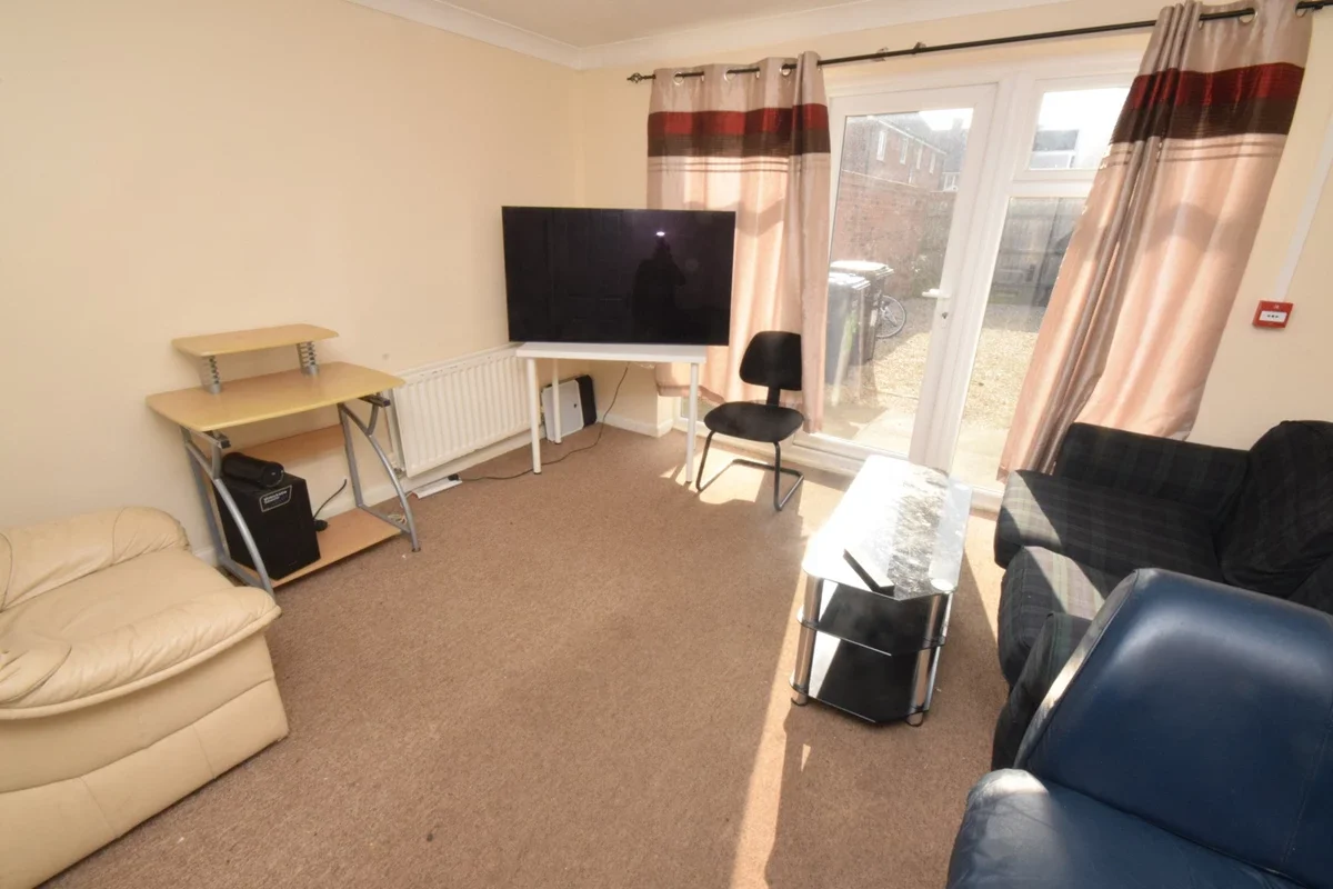 House Mosquito Way in Welwyn Hatfield