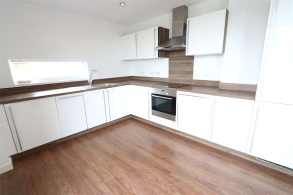Flat Sillavan Way in Salford