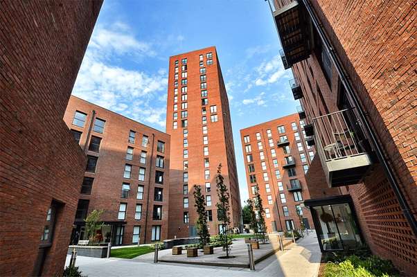 Flat Sillavan Way in Salford