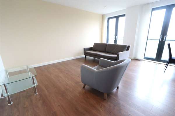 Flat Sillavan Way in Salford