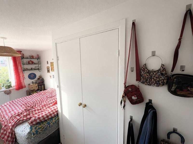Room Warwickshire Path in Greater London