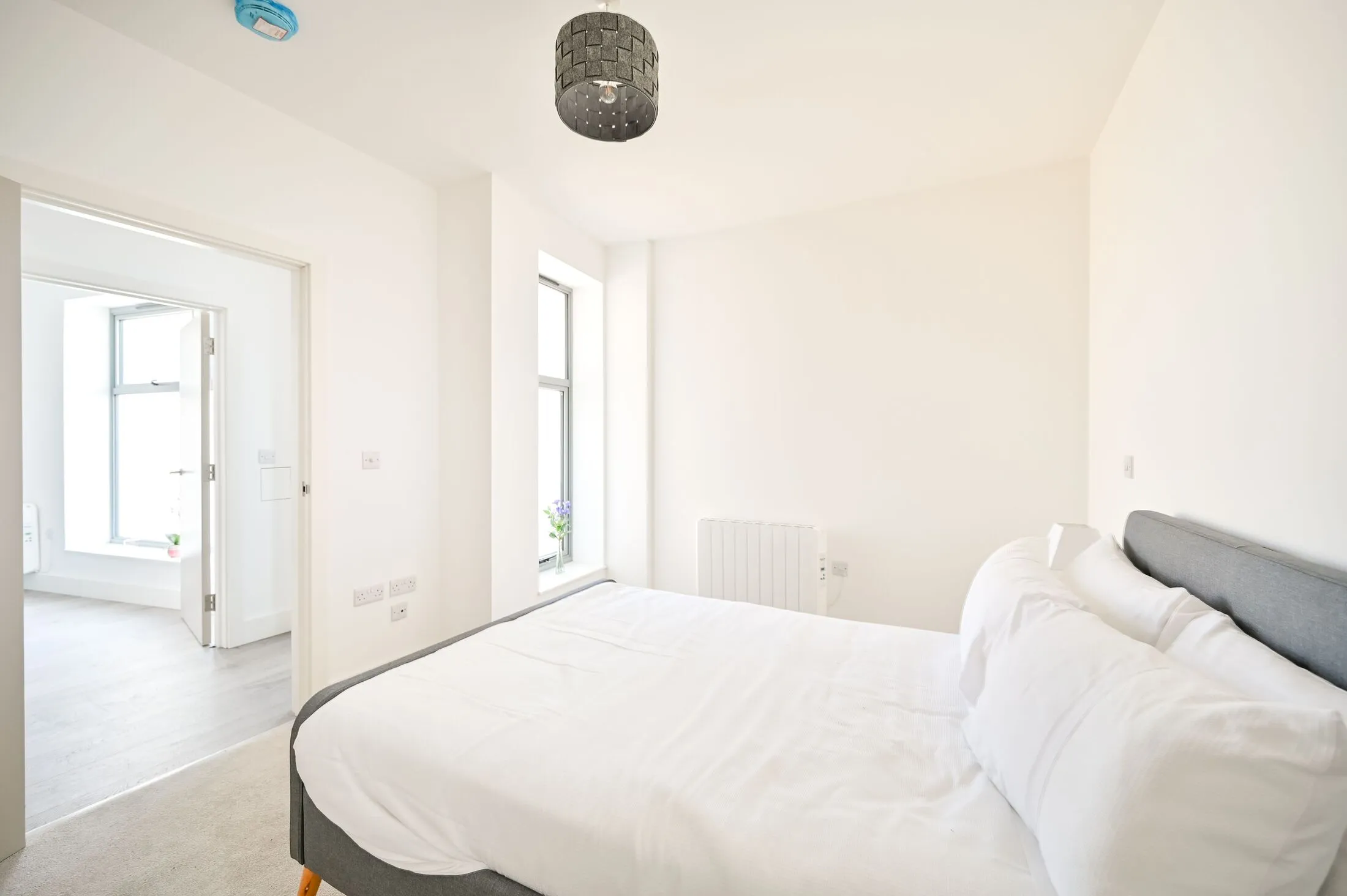 Flat Cambridge Road in Greater London