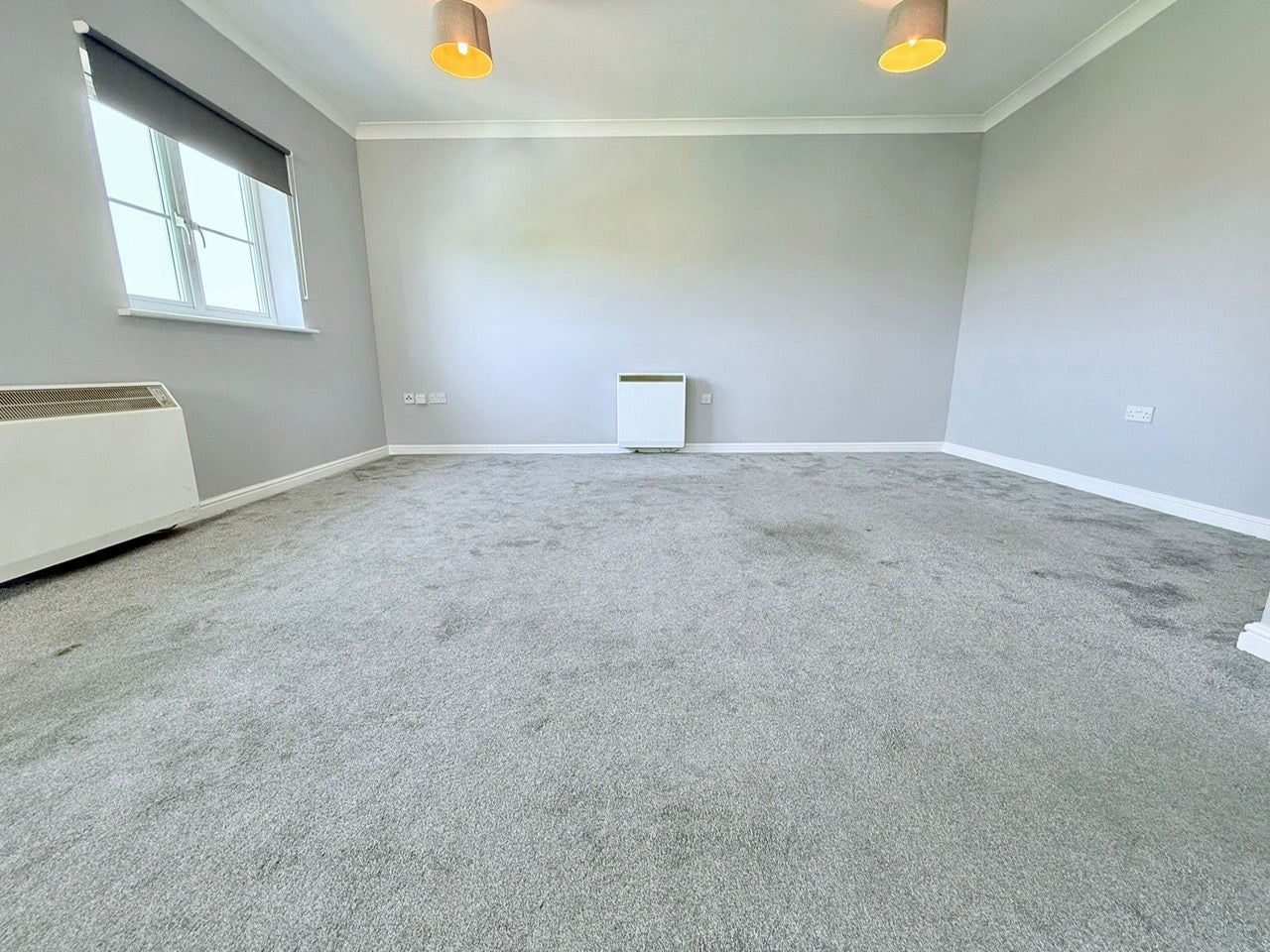 Flat Wickham Crescent in Braintree