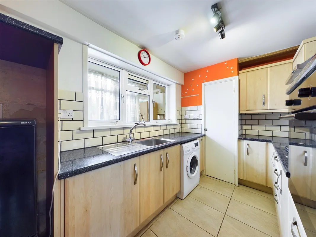 Flat Selsfield Drive in Brighton