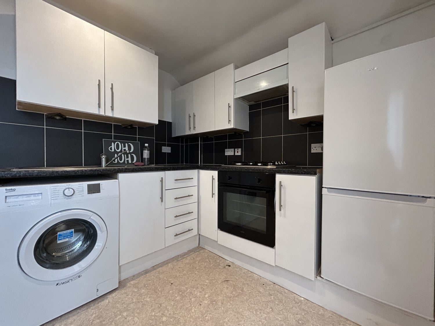 Flat Whitchurch Road in Cardiff