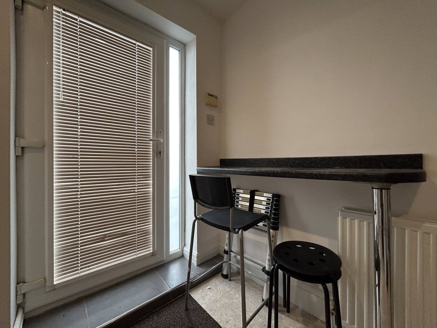 Flat Whitchurch Road in Cardiff