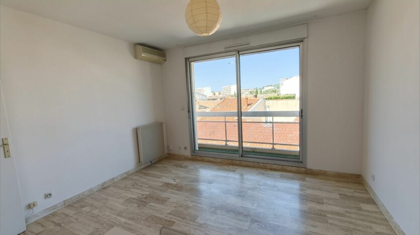 Flat Rue de Saint-Gilles in Nîmes