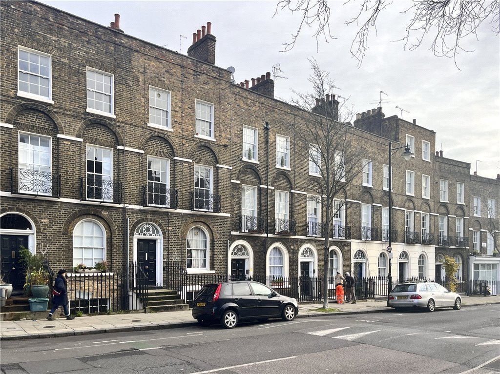 Flat Amwell Street in Greater London