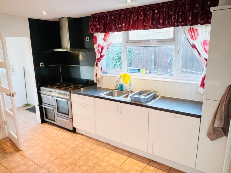 Room Melton Road in Charnwood